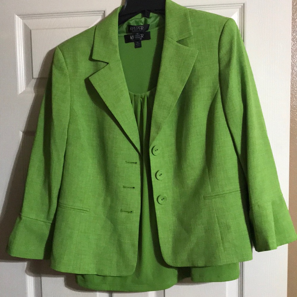 Kasper blazer and shell top.